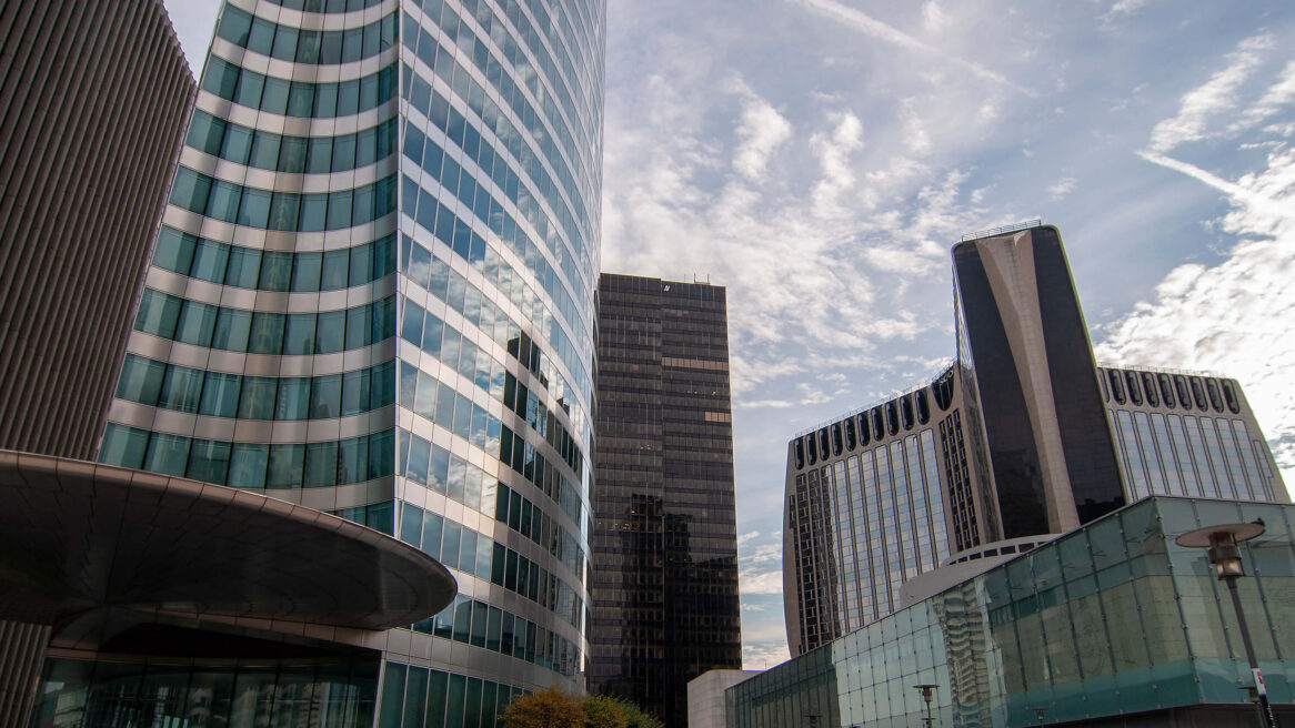 Zakenwijk La Defense in Parijs 2011